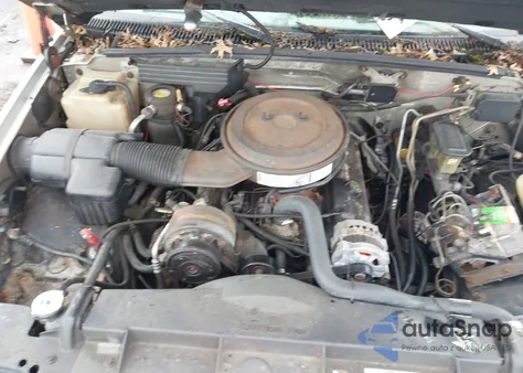 1994 GMC Suburban C2500 из США, поврежденный, VIN 1GKGC26N8RJ712014